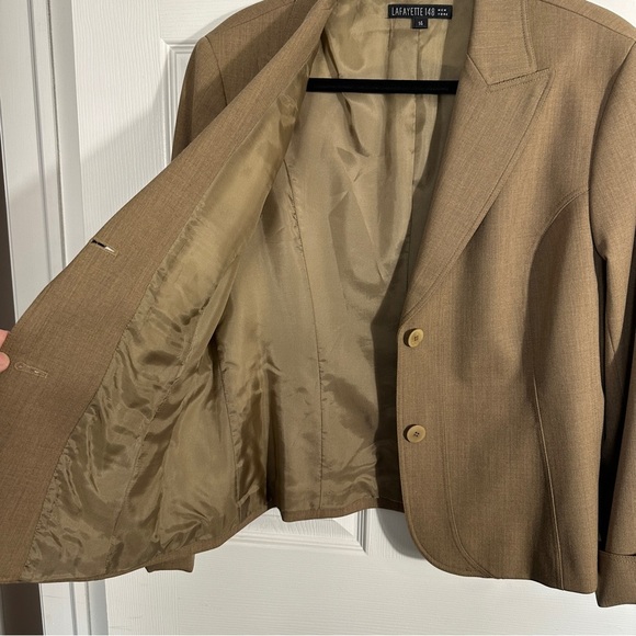 Lafayette 148 wool blend blazer, size 14, flip cuffs, brown, office, evening - Picture 8 of 9